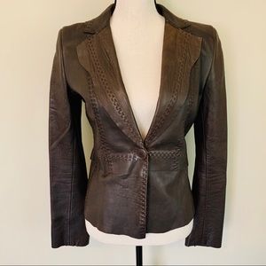 Elie Tahari leather blazer w/topstitch detail S